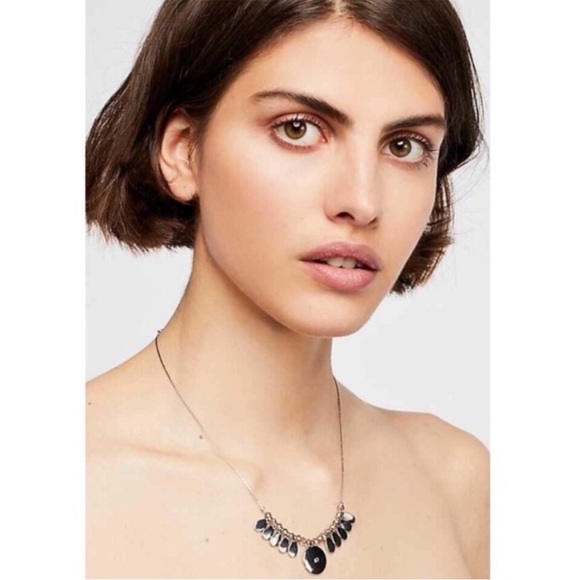Free People Celina Pendant Necklace Silver - Picture 2 of 7